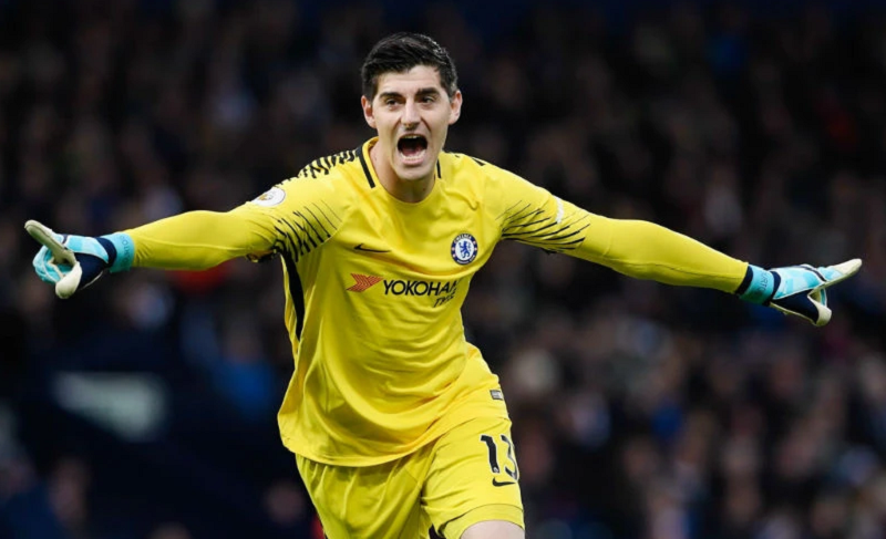 didier-drogba-chua-co-thu-mon-nao-choi-hay-hon-courtois-ke-tu-khi-cau-ay-roi-chelsea